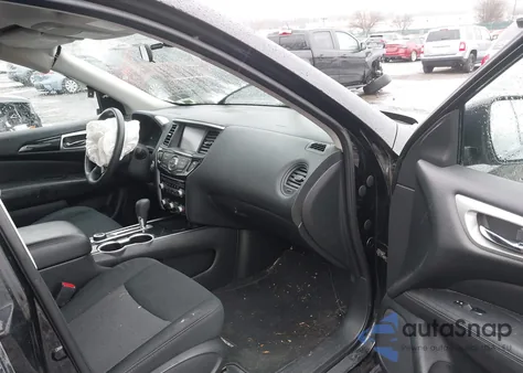 2018 Nissan Pathfinder S из США, поврежденный, VIN 5N1DR2MM6JC676500